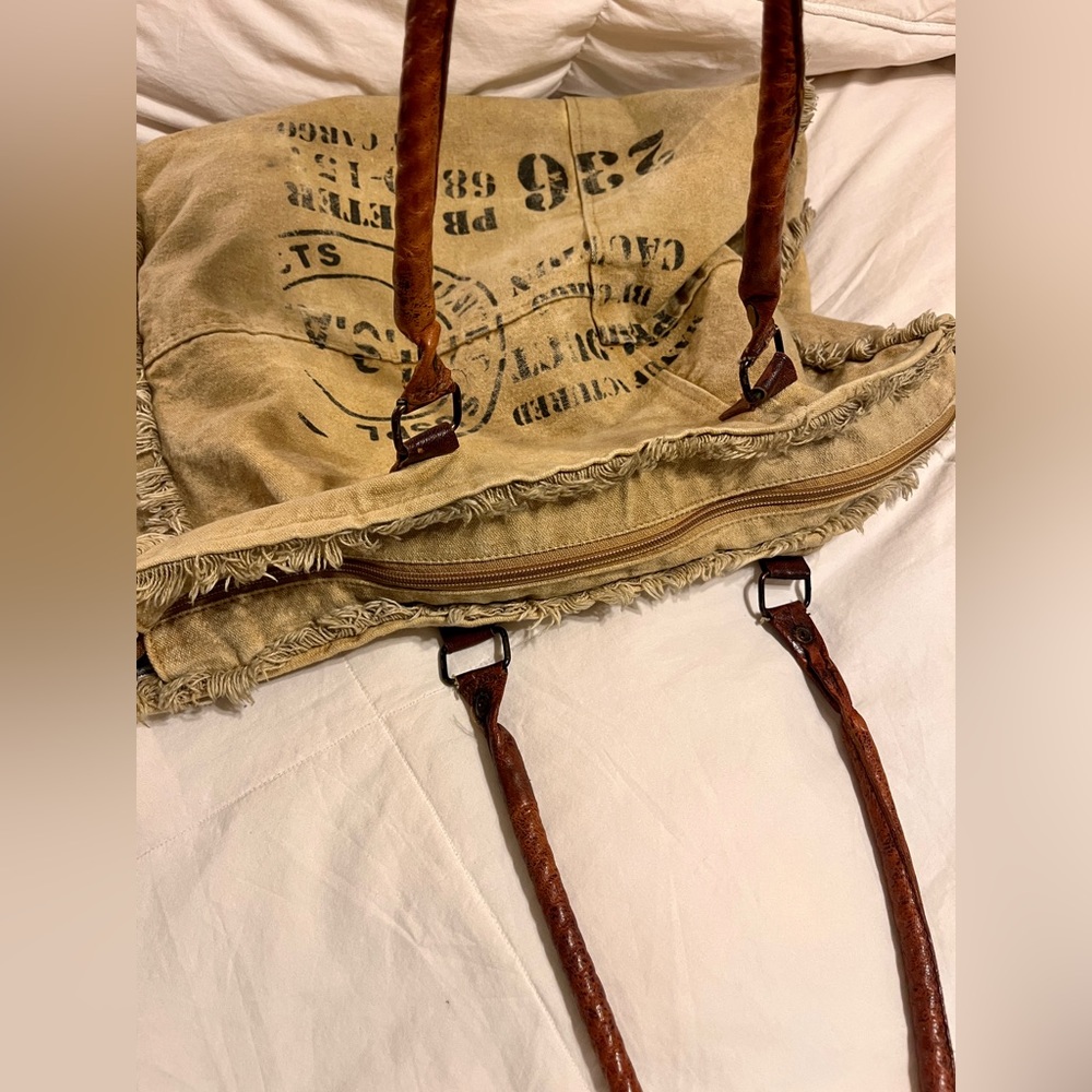 Mono B vintage bag like new - Picture 8 of 10